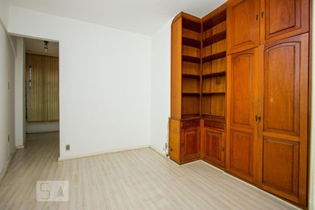 Sala de kitnet/studio à venda com 1 quarto, 32m² em Glória, Rio de Janeiro