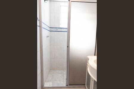 Banheiro de apartamento para alugar com 2 quartos, 40m² em Protásio Alves, Porto Alegre