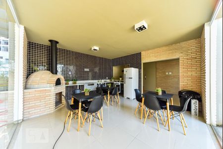 Apartamento para alugar com 51m², 2 quartos e 1 vaga Apartamento para alugar com 51m², 2 quartos e 1 vagaÁrea comum - Churrasqueira