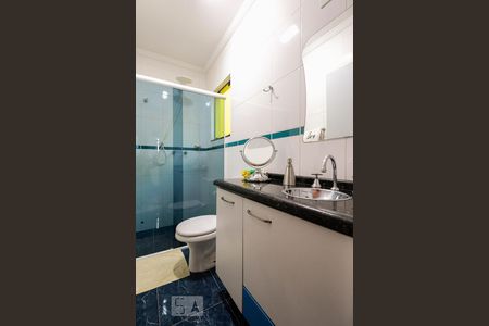 Banheiro suite 1 de casa à venda com 4 quartos, 400m² em Chácara Seis de Outubro, São Paulo