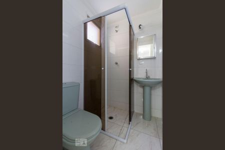 Banheiro  de apartamento à venda com 2 quartos, 50m² em Jardim Planalto, São Paulo