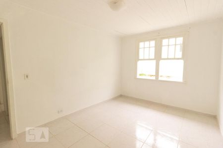 Quarto 2 de casa para alugar com 2 quartos, 68m² em São Lourenço, Curitiba