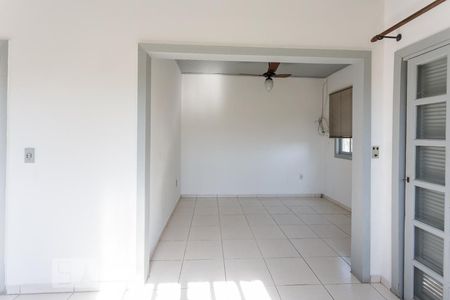 Sala 1 de casa para alugar com 3 quartos, 150m² em Cristal, Porto Alegre