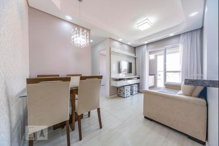 Sala de apartamento à venda com 2 quartos, 50m² em Vila Pires, Santo André