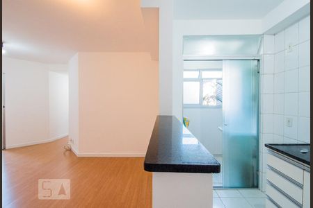 Sala de apartamento à venda com 3 quartos, 62m² em São João Clímaco, São Paulo