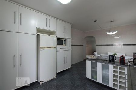 1o. Andar - Cozinha de casa para alugar com 3 quartos, 300m² em Parque Fongaro, São Paulo