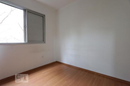 quarto 2 de apartamento para alugar com 3 quartos, 75m² em Jardim Londrina, São Paulo