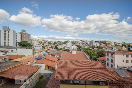 Apartamento para alugar com 3 quartos, 134m² em Salgado Filho, Belo Horizonte