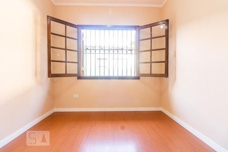 Quarto 2 de casa à venda com 3 quartos, 120m² em Quitaúna, Osasco