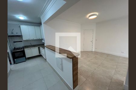 Cozinha de apartamento para alugar com 2 quartos, 88m² em Vila Romana, São Paulo