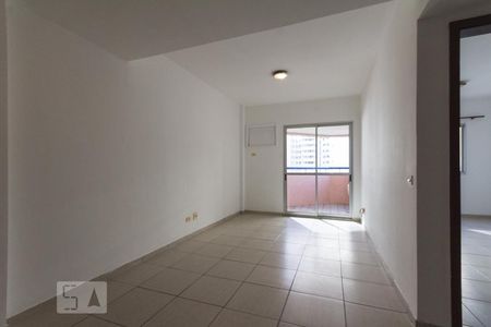 Sala de apartamento à venda com 1 quarto, 80m² em Barra da Tijuca, Rio de Janeiro