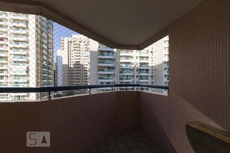 Varanda de apartamento à venda com 1 quarto, 80m² em Barra da Tijuca, Rio de Janeiro