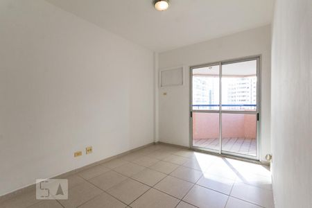 Sala de apartamento à venda com 1 quarto, 80m² em Barra da Tijuca, Rio de Janeiro