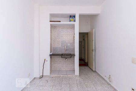Studio/ Cozinha de kitnet/studio para alugar com 1 quarto, 16m² em Centro, Rio de Janeiro