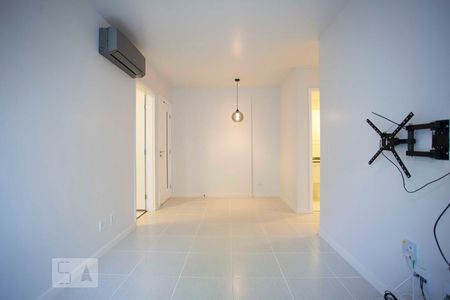 Sala de apartamento para alugar com 2 quartos, 60m² em Badu, Niterói