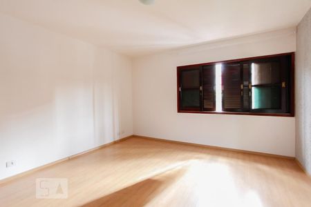 Suíte 1 de casa para alugar com 3 quartos, 180m² em Vila Paulista, São Paulo