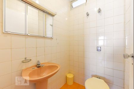 Lavabo de apartamento para alugar com 3 quartos, 110m² em Cerqueira César, São Paulo