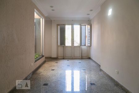 Sala de casa à venda com 4 quartos, 150m² em Vila Monumento, São Paulo