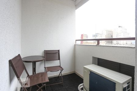 Varanda de kitnet/studio para alugar com 1 quarto, 30m² em Centro, São Paulo