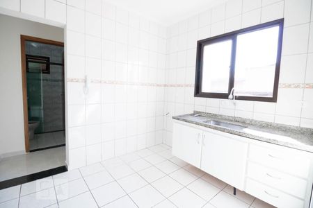 Cozinha de apartamento para alugar com 2 quartos, 88m² em Vila Eldízia, Santo André