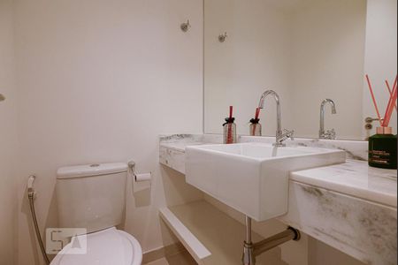 Lavabo de apartamento para alugar com 1 quarto, 38m² em Perdizes, São Paulo