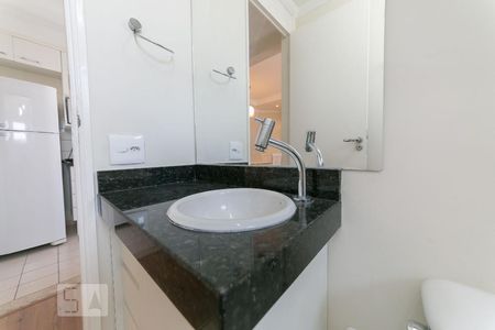 Banheiro de apartamento à venda com 2 quartos, 50m² em Jardim Cura D’ars, Campinas