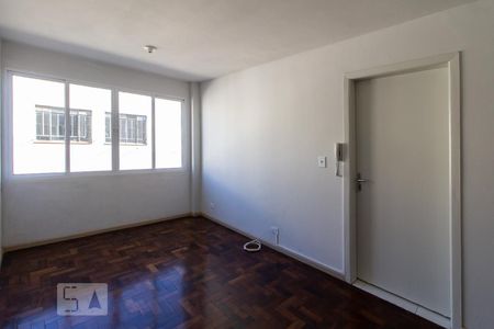 Sala de apartamento para alugar com 3 quartos, 67m² em Centro Cívico, Curitiba