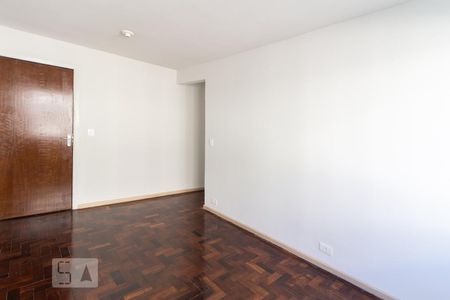 Sala de apartamento para alugar com 3 quartos, 67m² em Centro Cívico, Curitiba