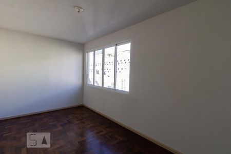 Quarto 1 de apartamento para alugar com 3 quartos, 67m² em Centro Cívico, Curitiba