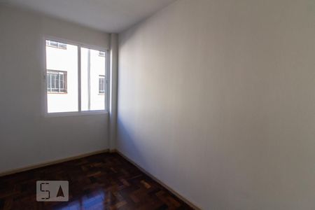 Quarto 2 de apartamento para alugar com 3 quartos, 67m² em Centro Cívico, Curitiba