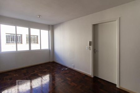 Sala de apartamento para alugar com 3 quartos, 67m² em Centro Cívico, Curitiba