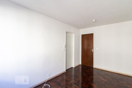 Sala de apartamento para alugar com 3 quartos, 67m² em Centro Cívico, Curitiba