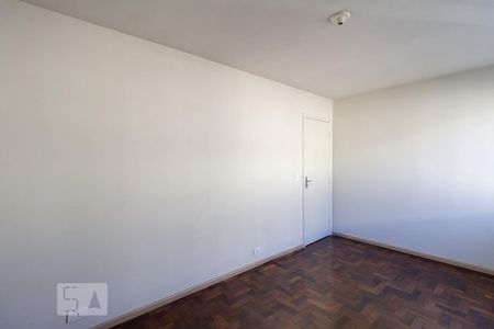 Quarto 1 de apartamento para alugar com 3 quartos, 67m² em Centro Cívico, Curitiba