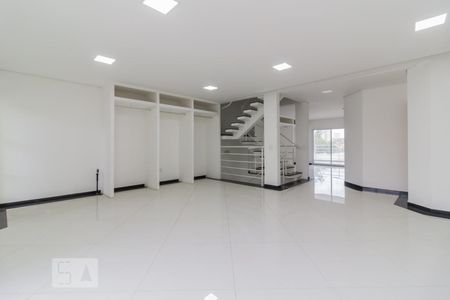 Casa para alugar com 400m², 4 quartos e 5 vagasSala