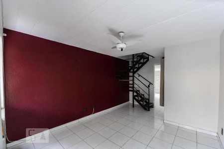 Sala de casa de condomínio à venda com 2 quartos, 85m² em Vargem Grande, Rio de Janeiro