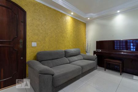 Sala de casa à venda com 3 quartos, 180m² em Jardim Cotinha, São Paulo