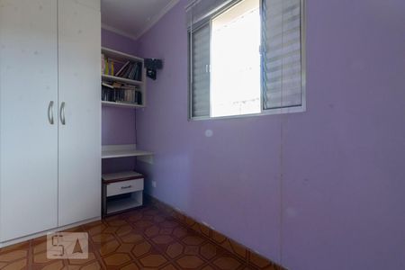 Quarto 2 de casa para alugar com 3 quartos, 180m² em Jardim Cotinha, São Paulo