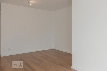 Sala de apartamento para alugar com 3 quartos, 70m² em Saúde, São Paulo