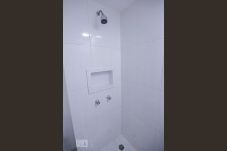 Banheiro Social de apartamento à venda com 3 quartos, 65m² em Água Branca, São Paulo