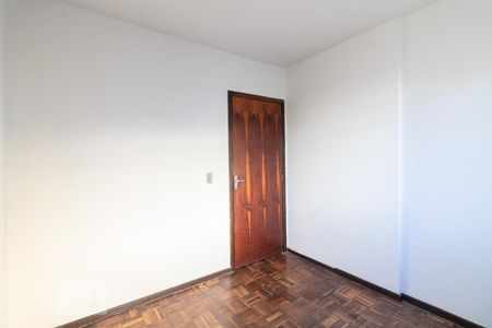 Quarto 1 de apartamento para alugar com 2 quartos, 50m² em Rebouças, Curitiba