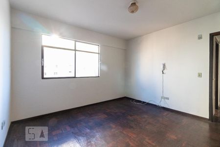 Sala de apartamento para alugar com 2 quartos, 50m² em Rebouças, Curitiba