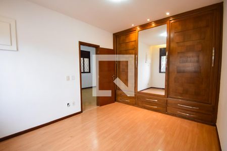 Quarto 1 de casa à venda com 3 quartos, 240m² em Abolição, Rio de Janeiro