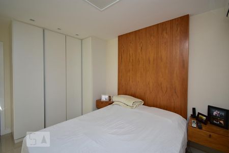 Suíte  de apartamento à venda com 3 quartos, 90m² em Icaraí, Niterói