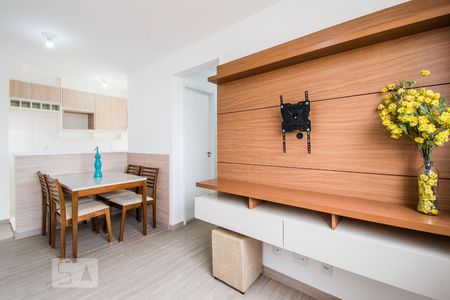 Sala de apartamento para alugar com 2 quartos, 49m² em Cambuci, São Paulo