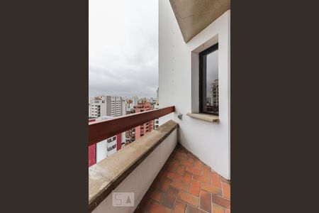 Sacada de apartamento para alugar com 1 quarto, 60m² em Indianópolis, São Paulo