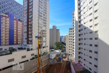 Vista Quarto de apartamento para alugar com 1 quarto, 50m² em Bela Vista, São Paulo