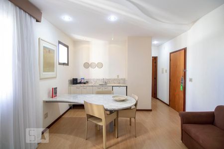 Sala / Cozinha de kitnet/studio à venda com 1 quarto, 42m² em Centro, Belo Horizonte