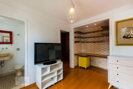 Sala de apartamento para alugar com 1 quarto, 67m² em Vila Nova Conceição, São Paulo