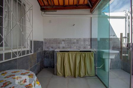 Cozinha de casa para alugar com 2 quartos, 68m² em Prado, Belo Horizonte