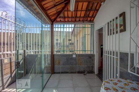 Cozinha de casa para alugar com 2 quartos, 68m² em Prado, Belo Horizonte